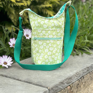 H20 - Water Bottle Sling Bag - Lilly Pads