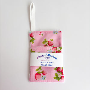 2 in 1 Exfoliating Soap Saver - Strawberries