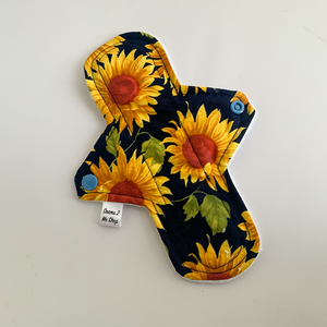 8" Standard Cloth Sanitary Pads - Sunflowers - Moderate - Seams 2 Me Shop