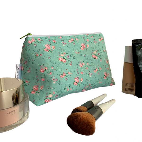 Makeup Bag - Green Floral - Seams 2 Me Shop